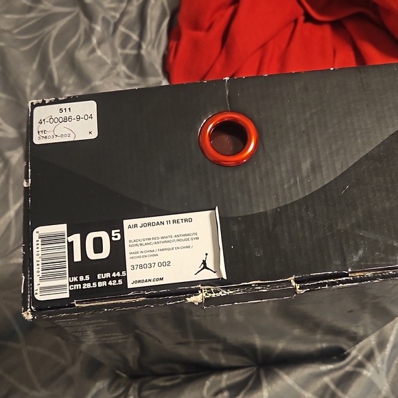 JORDAN RETRO 11 - Picture 6 of 6